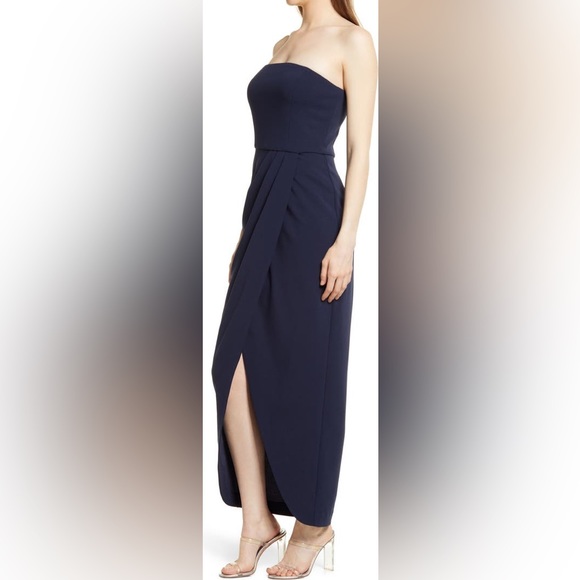 WAYF The Angelique Strapless Tulip Gown Navy / Ink - Picture 8 of 11